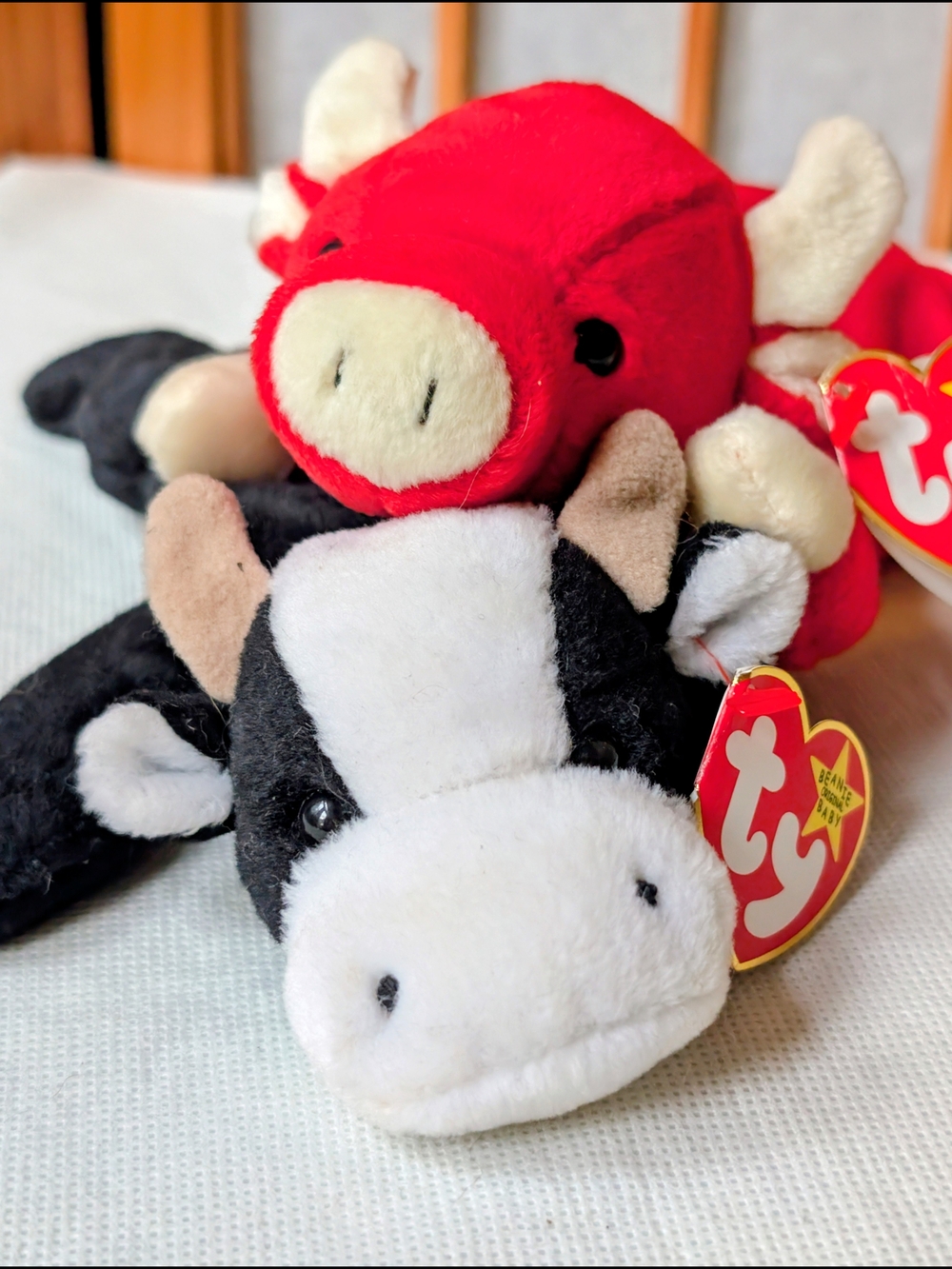 Vintage Ty Beanie Baby Snort & Daisy Cow Bull Plush Pair Lot With Tags 1990s